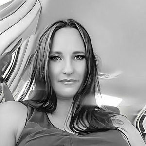 Meet your Posher, Kara